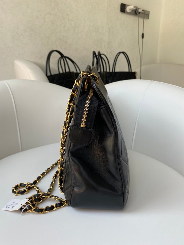 image 6ce73349 3cf9 4a30 ac84 f2c173898a3e Chanel Matelasse Chain Shoulder Womens Leather Shoulder Bag Black