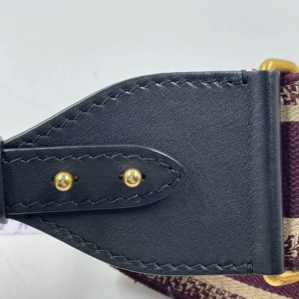 image b347b7c5 6f40 4433 8d09 da433b3c311b Dior Saddle Strap maroon canvas with Dior Logo