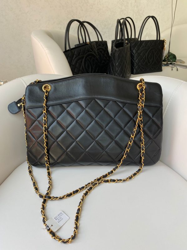 Leather Chanel Matelasse Chain Shoulder Womens Leather Shoulder Bag Black