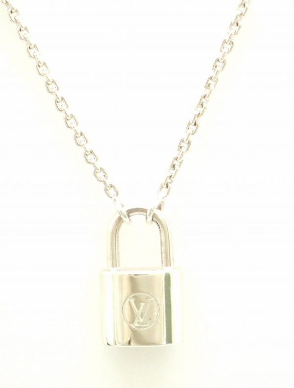 1 Louis Vuitton Pendantif Lockit Necklace Pendant Silver