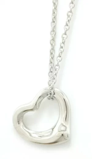 11531087 Tiffany Co 3 Stone Diamond Heart Bracelet in Platinum 018 CTW