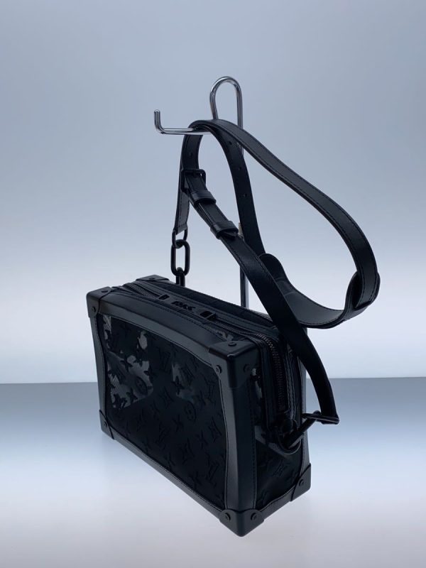 2 Louis Vuitton Soft Trunk Monogram Black