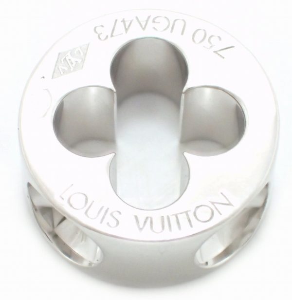 2 Louis Vuitton Pendantif Empreinte Pendant White Gold