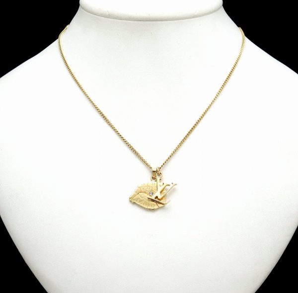 2 Louis Vuitton Collier Necklace Pendant Rhinestone GP Gold