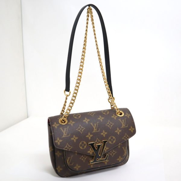 2 Louis Vuitton Passy Chain Shoulder Bag Monogram Brown