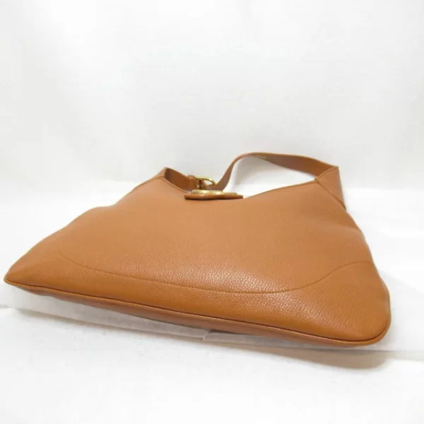 2101217415019 5 Gucci Soft Leather Shoulder Bag BrownRoyal Cognac