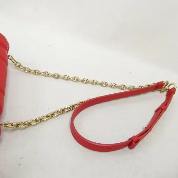 2104102256285 6 Salvatore Ferragamo Leather Chain Shoulder Bag Red