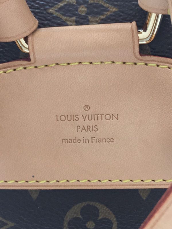 2300037665790 05 LOUIS VUITTON Rucksack Brown Allover pattern