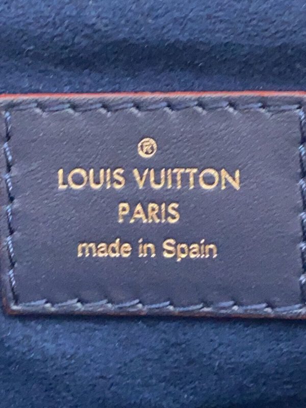 2300038053466 05 Louis Vuitton V Tote BB Shoulder Bag Navy Empreinte Leather