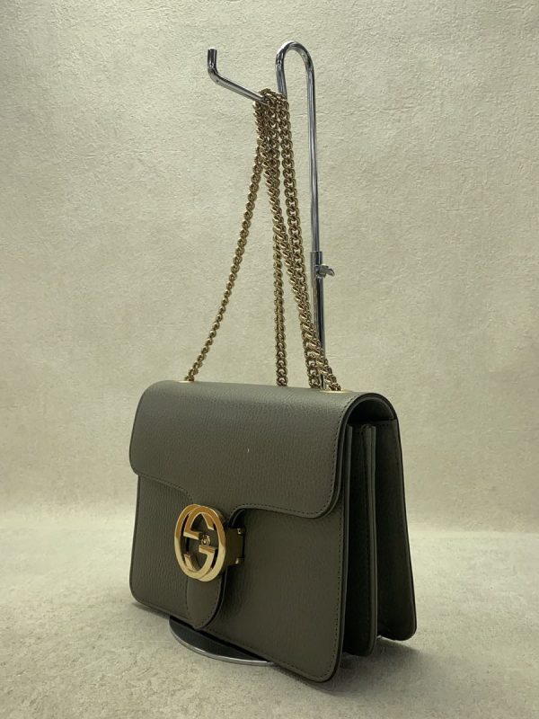 2308363132450 02 Gucci Interlocking G Leather Shoulder Bag Grey