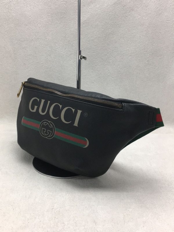 2320781532391 02 GUCCI Belt bag Leather Black