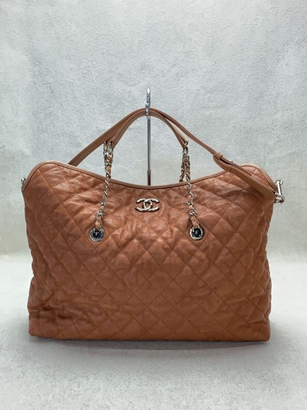 2337870478294 03 CHANEL Chain tote bagshoulder bag Leather beige