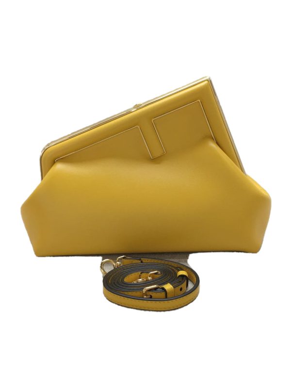 2338880340151 FENDI With box Shoulder bag Leather Yellow