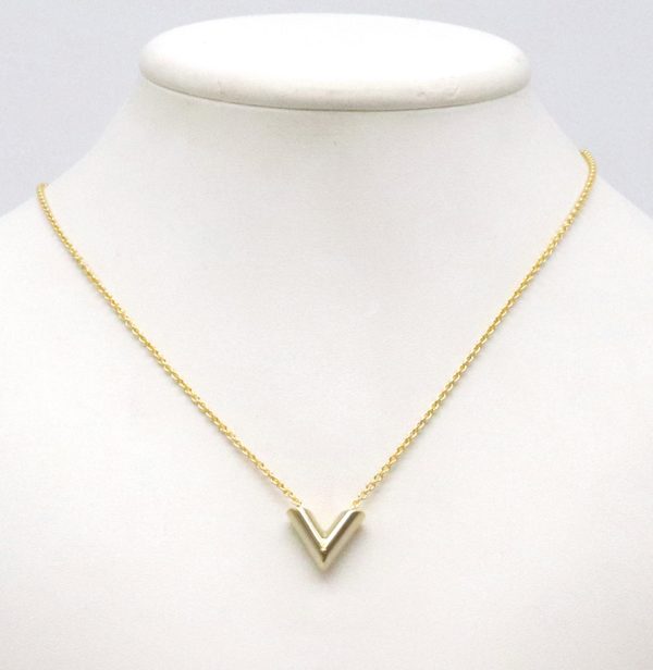 3 Louis Vuitton Essential Necklace Pendant Gp Gold