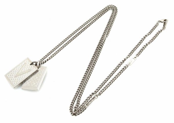 3 Louis Vuitton Collier Plaques Gambling Pendant Necklace Silver