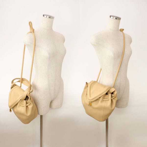 4 Bottega Veneta Handbag Shoulder Bag Drawstring Bag 2way Beige