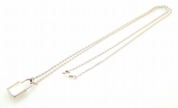 4 Louis Vuitton Pendantif Lockit Necklace Pendant Silver