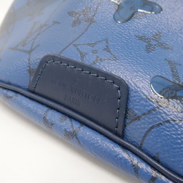 4 Louis Vuitton Monogram Discovery Bum Bag PM Silver