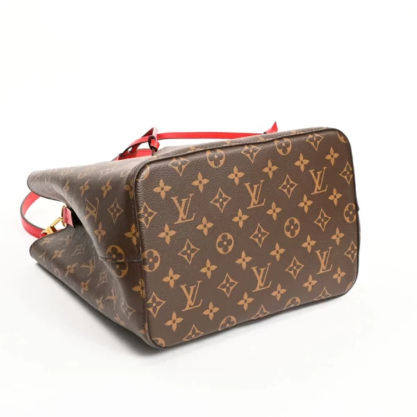 6103671 5 Louis Vuitton Neo Noe shoulder bag M44021 Coquelicot