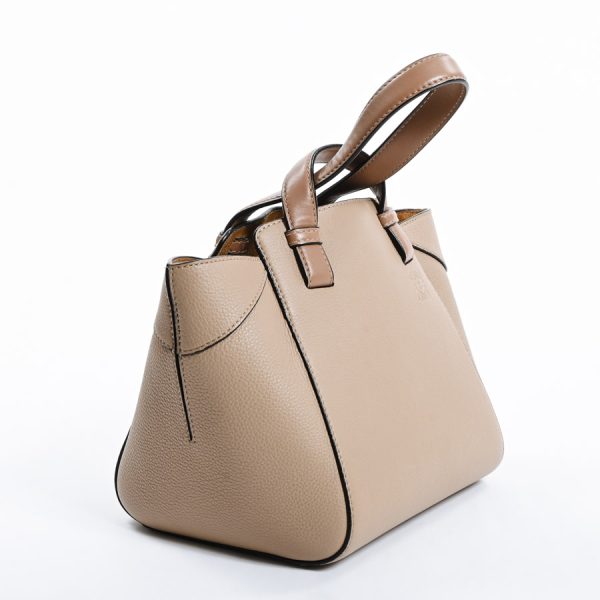 6106481 2 Loewe Hammock Nugget Handbag Beige