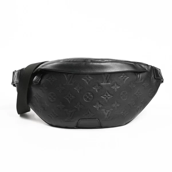 6107095 1 Louis Vuitton Discovery Bum Bag Body Bag M44388 Noir