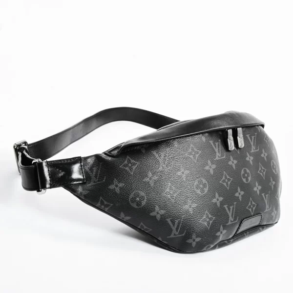 6111365 2 Louis Vuitton Discovery Bum Bag Body Bag M44336 Black