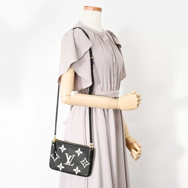 6112250 6 Louis Vuitton Pochette Double Zip Shoulder Bag M80787 BlackBeige