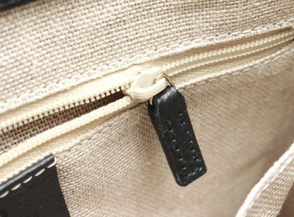 11830248 5 GUCCI Interlocking G Leather Shoulder Bag Black