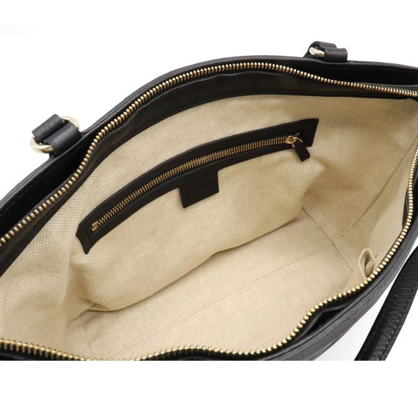 12190826 4 GUCCI Soho Interlocking G Leather Shoulder Bag Black