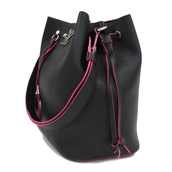 2 Louis Vuitton Lockme Bucket Shoulder Bag Leather Noir BlackPink