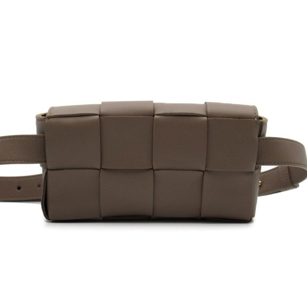 2101217896566 3 BOTTEGA VENETA body bag lambskin beige taupe gray