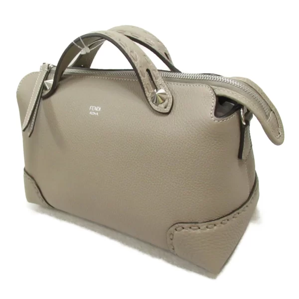 2101217899932 4 FENDI Leather Shoulder Bag Beige