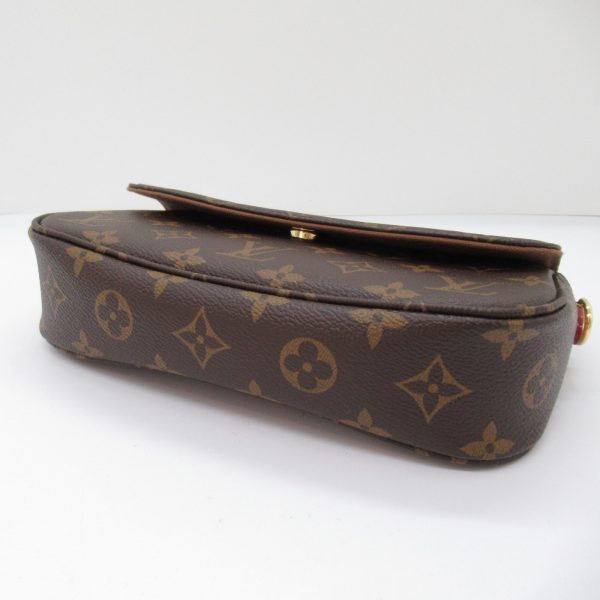 2104102254489 6 LOUIS VUITTON Womens Wallet on Chain Ivy Shoulder Bag PVC Coated Canvas Monogram Brown