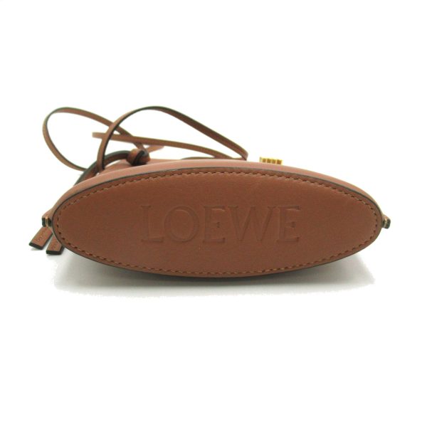 2104102266871 4 LOEWE Dice Pocket Shoulder Bag Leather Brown