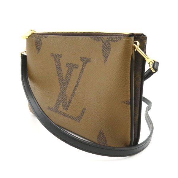 2106800534917 3 Louis Vuitton Pochette Accessorie Canvas Monogram Giant Reverse Shoulder Bag Brown