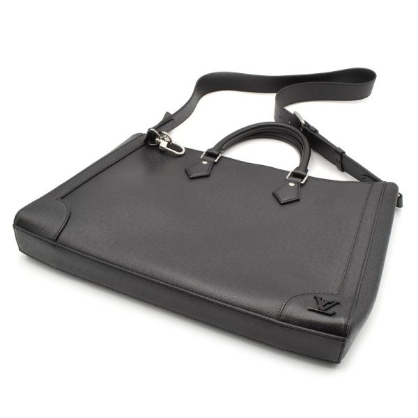 4 Louis Vuitton Slim Briefcase Taiga Leather Handbag Noir Black