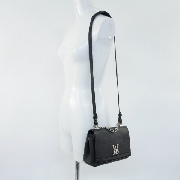 6 Louis Vuitton Lockme BB Chain Shoulder Bag Noir Black