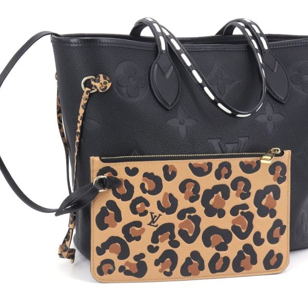 6 Louis Vuitton Neverfull MM Tote Bag Wild at Heart Black