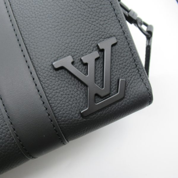 7 Louis Vuitton City Keepall Shoulder Bag Leather Black