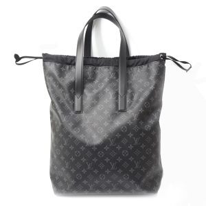 72734 1 Louis Vuitton Newport Messenger PM Damier Cobalt Shoulder Bag