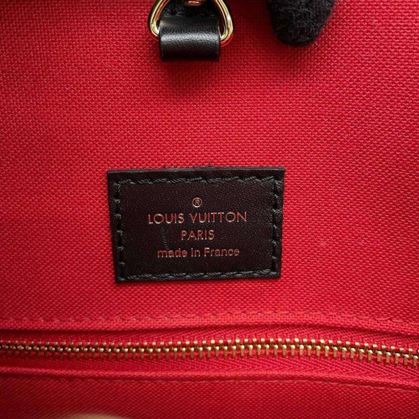 8 Louis Vuitton Shoulder Bag On The Go MM Red