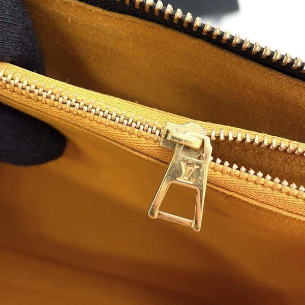 9284951 09 Louis Vuitton Shoulder Bag Monogram Coussin MM Black