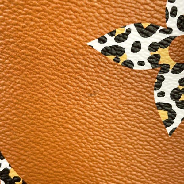 9499058 09 Louis Vuitton Tote Bag Monogram Jungle On the Go GM Leopard Zebra