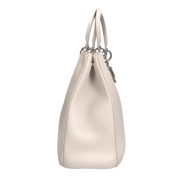 brb10000000003819 4 Dior Diorissimo handbag leather white