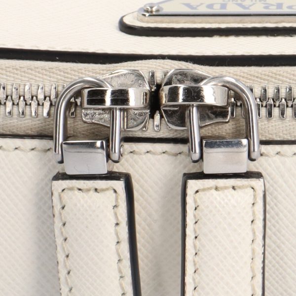 brb10000000122562 7 Prada Shoulder Bag Prada Leather White