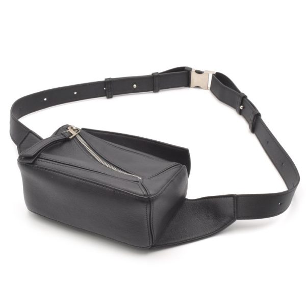 c240601113139 3 Loewe Puzzle Bum Body Waist Bag Black