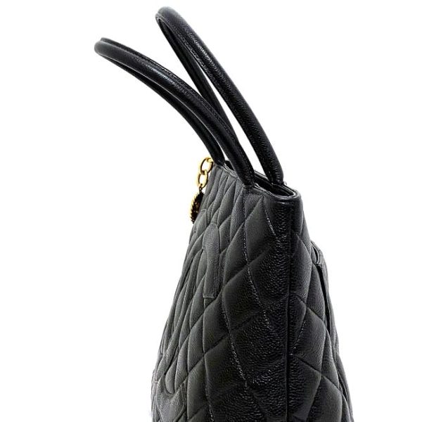 f17574 5 Chanel Reprinted Tote Bag Leather Caviar Skin Black Coco Mark Zipper Top Handle