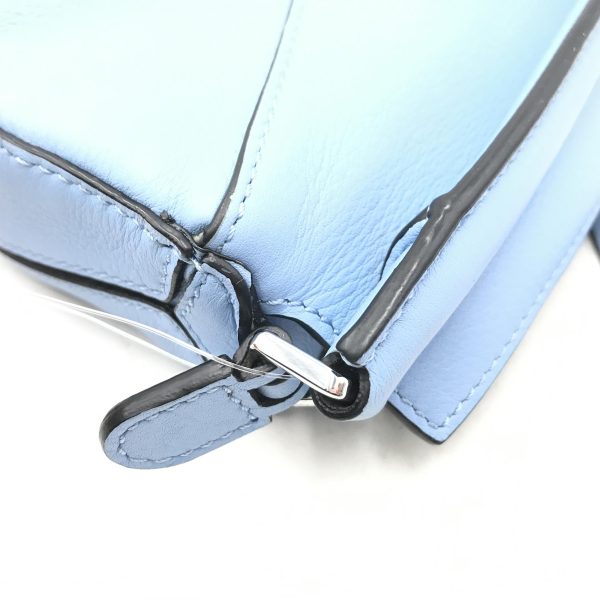 imgrc0106258198 Loewe Shoulder Bag Leather Puzzle Bag Light Blue