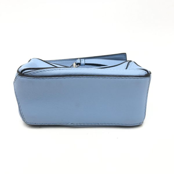 imgrc0106258205 Loewe Shoulder Bag Leather Puzzle Bag Light Blue