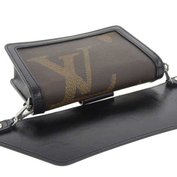 tkh22b0627013 5 Louis Vuitton M67696 Giant Monogram Reverse Bum Bag Dauphi Body Bag